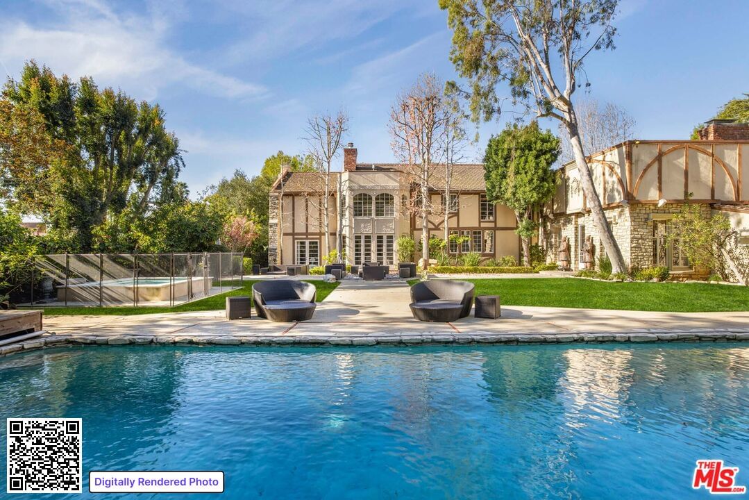 Beverly Glen photo 12