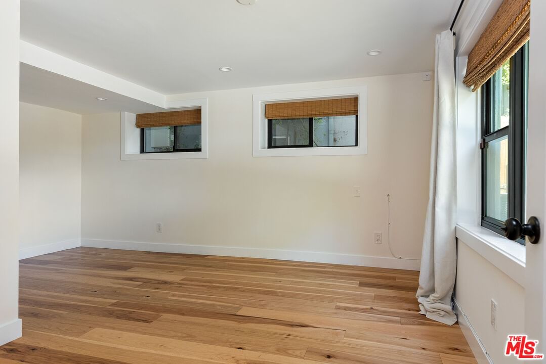 Parkman photo 22