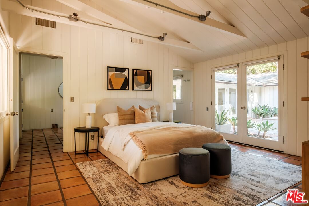 Old Ranch photo 16