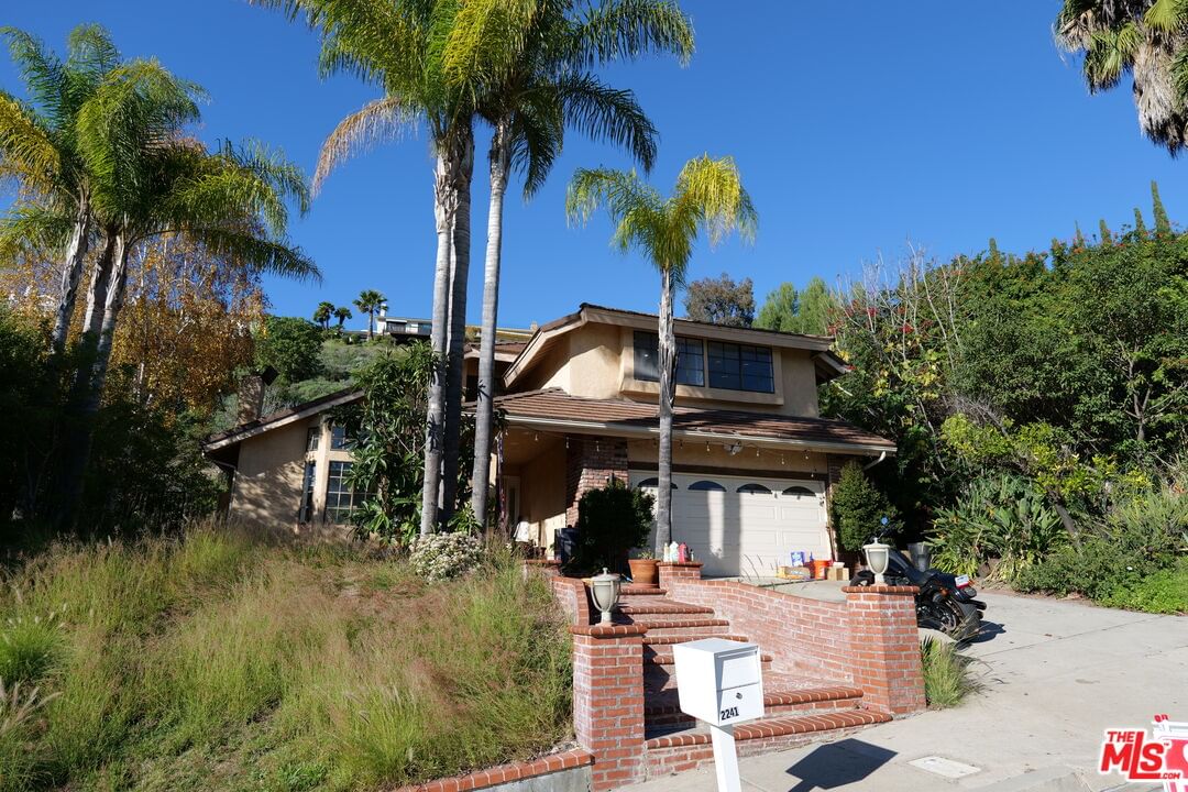 Flintridge photo 1