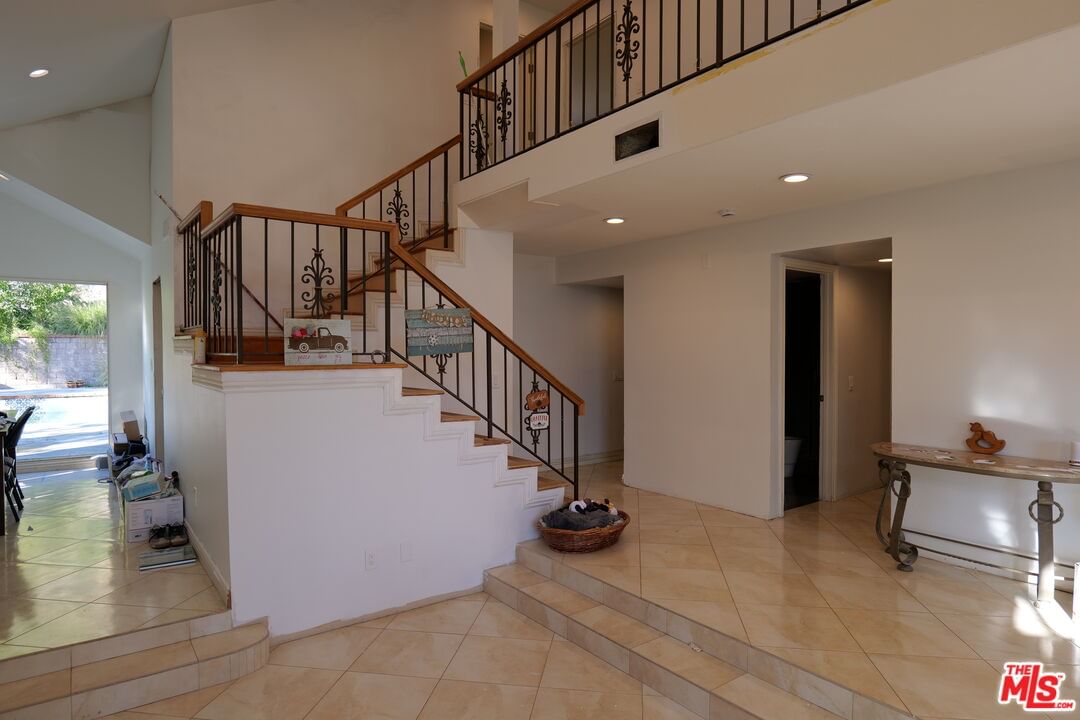 Flintridge photo 15