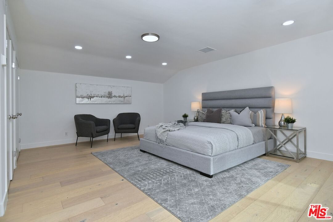 Harclare photo 38