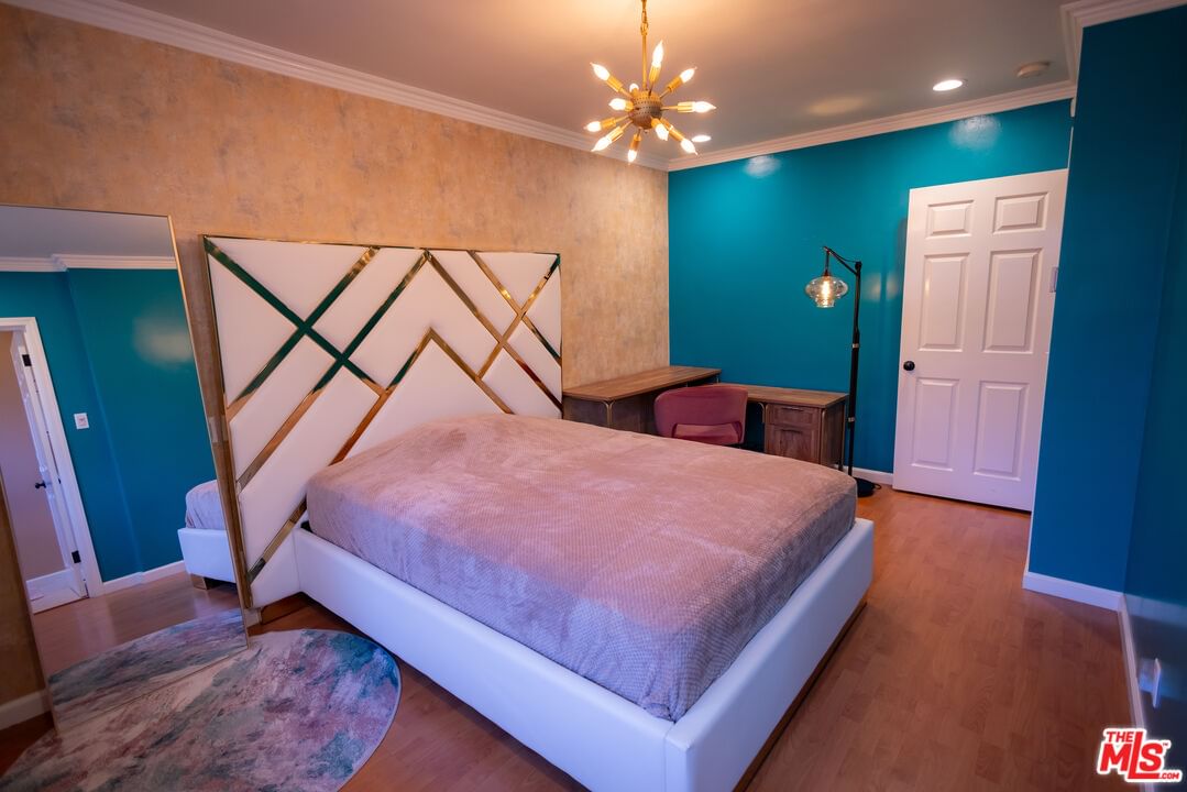 Radford photo 20