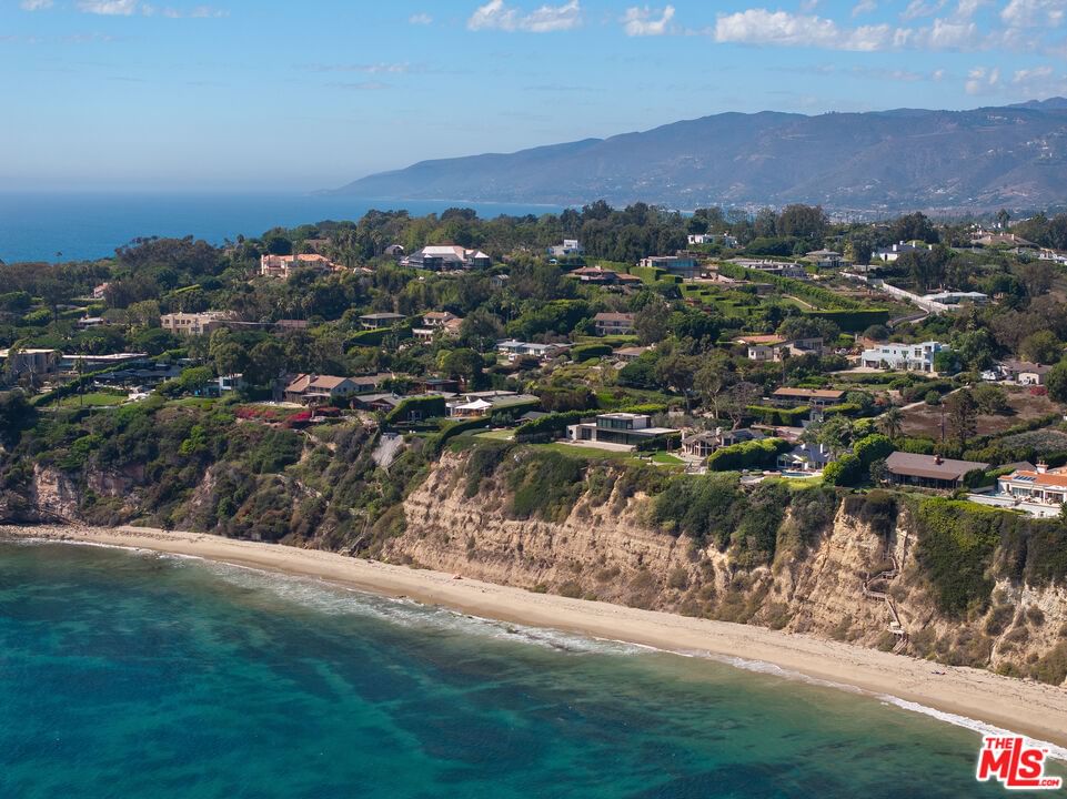 Cliffside photo 45