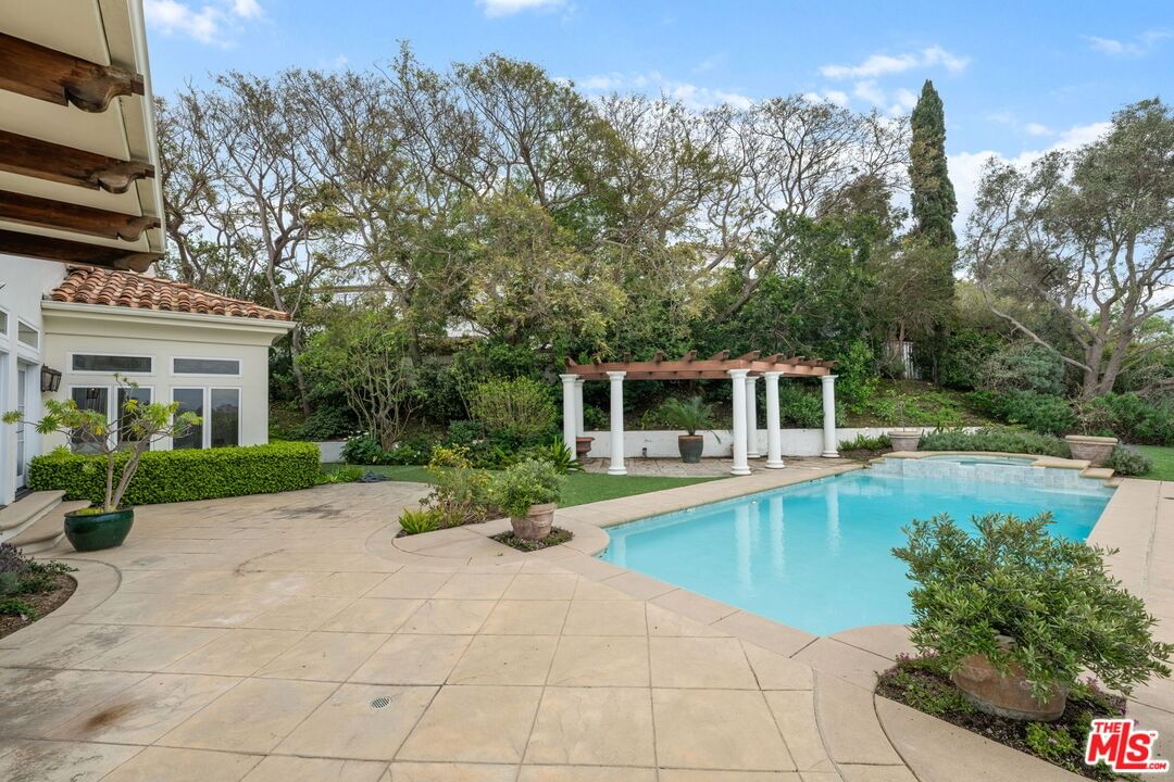 Galahad photo 37