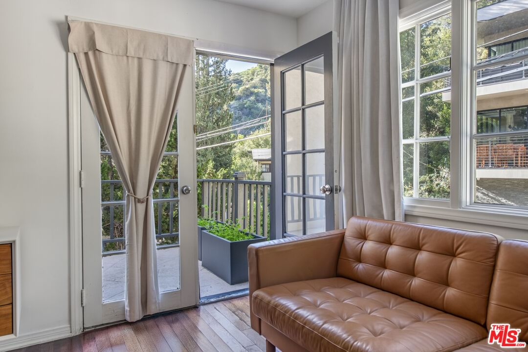 Willow Glen photo 10