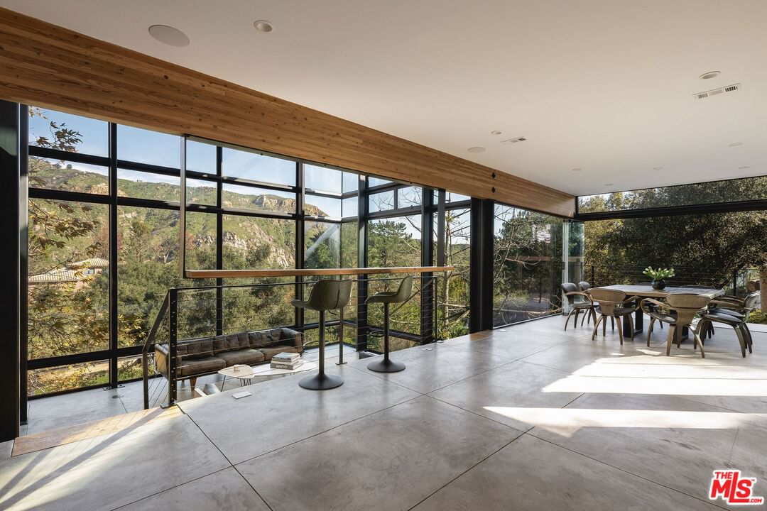 Live Oak Meadows photo 15