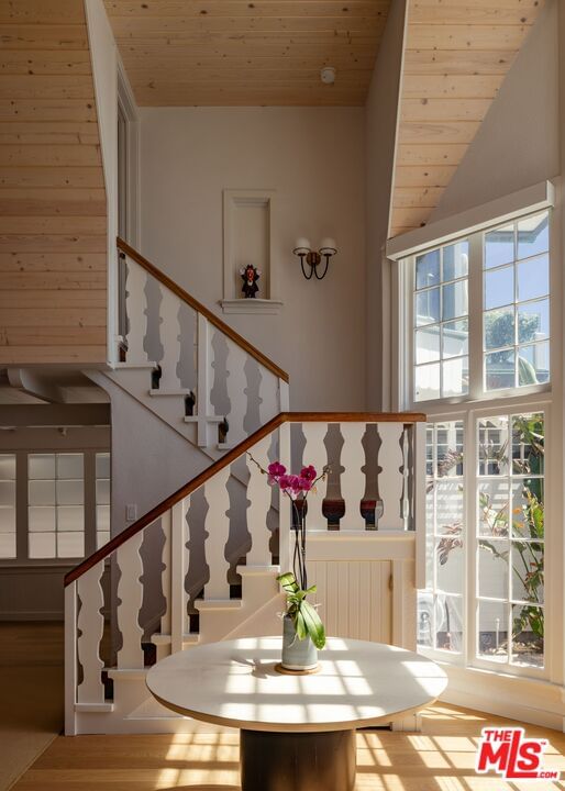 Malibu Colony photo 16