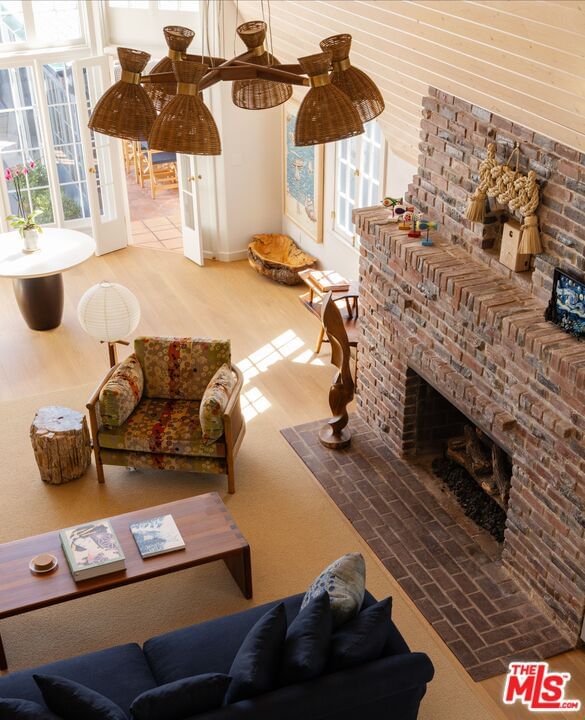 Malibu Colony photo 17
