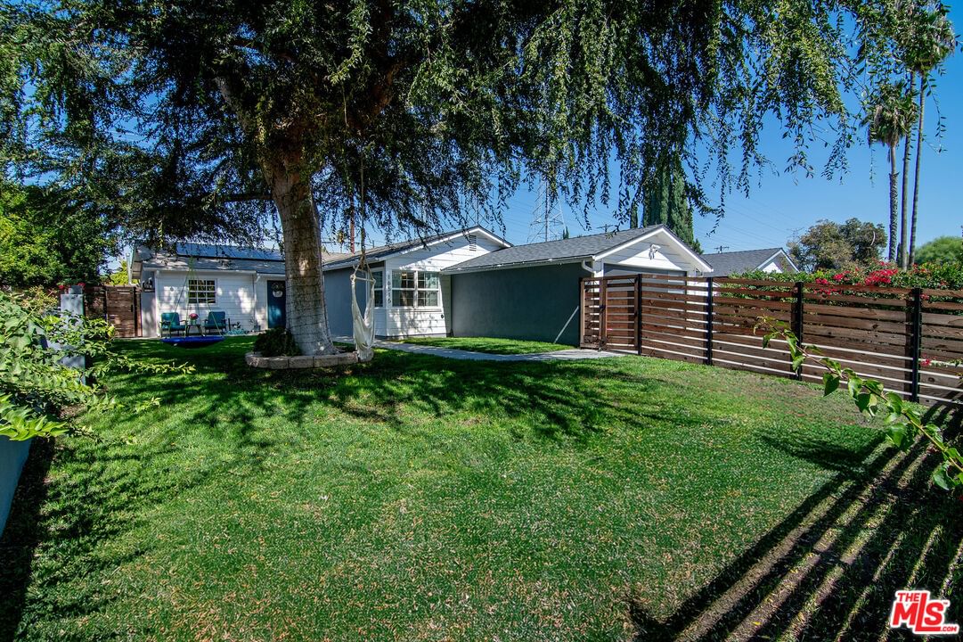 Simonds photo 2