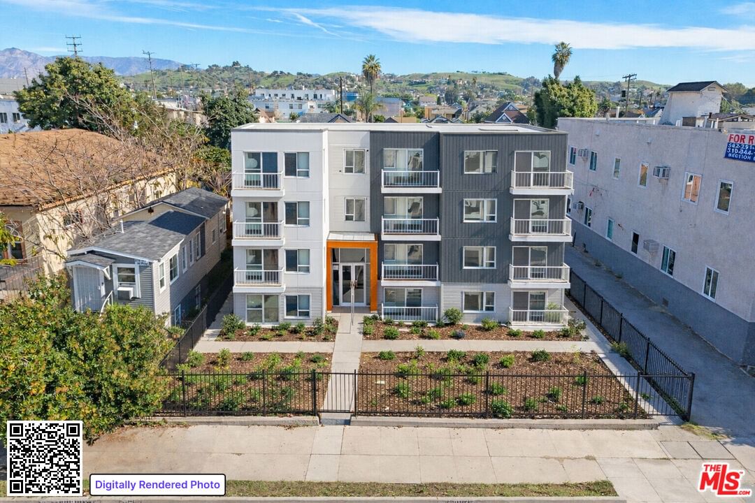 Avenue 18 photo 18