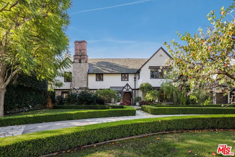 717 Alpine Dr