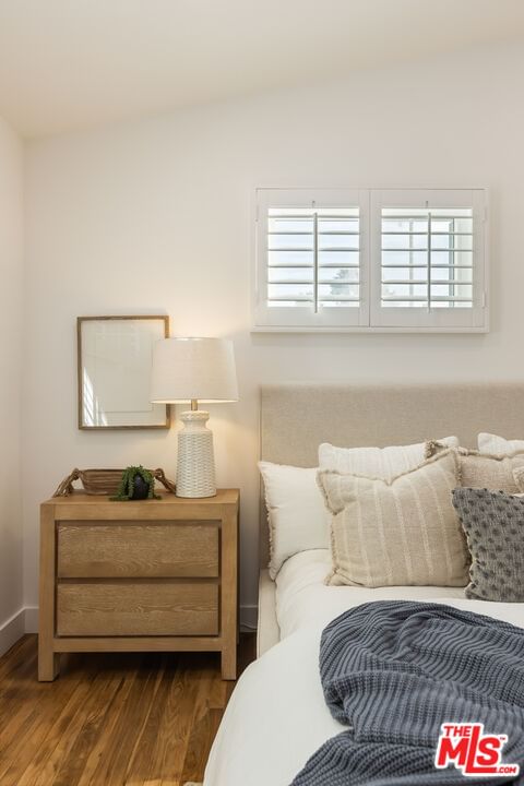Hackett photo 24