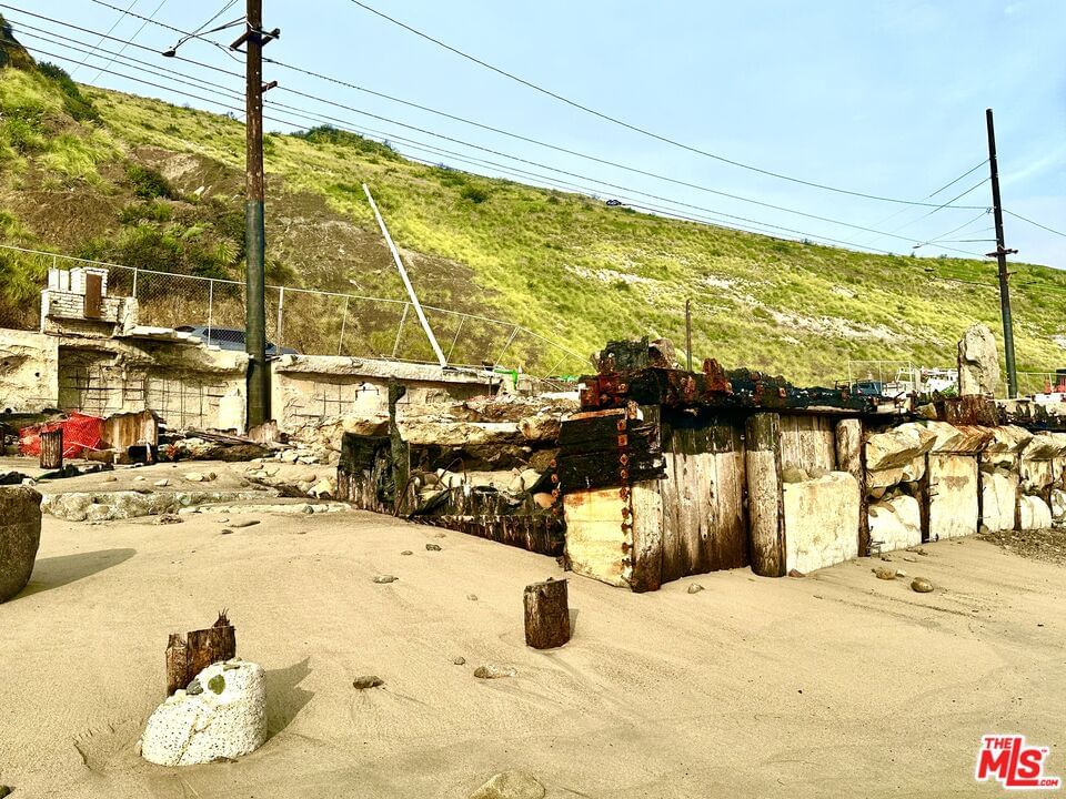 Pacific Coast Highway photo 8