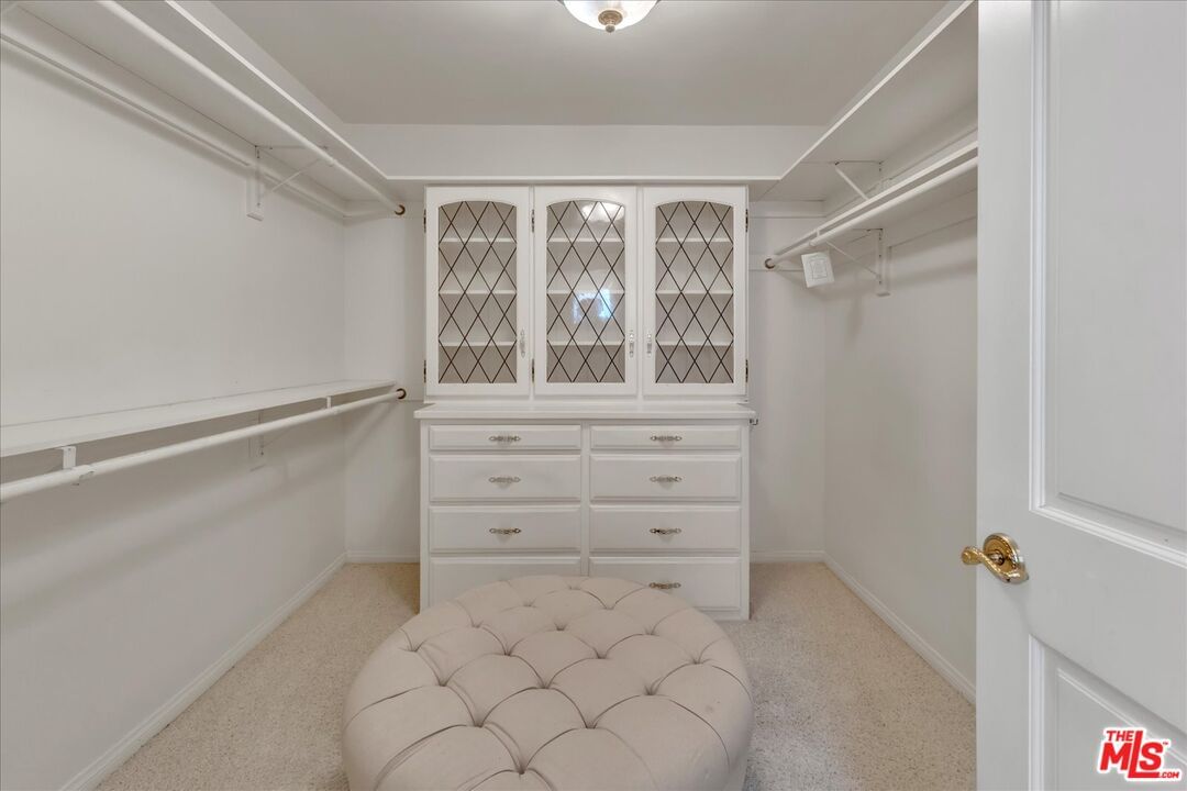 Park Lane photo 35