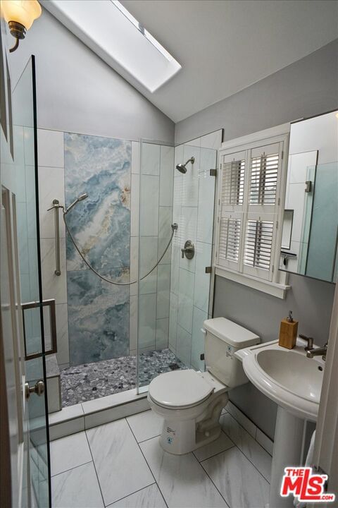 Loma Vista photo 24