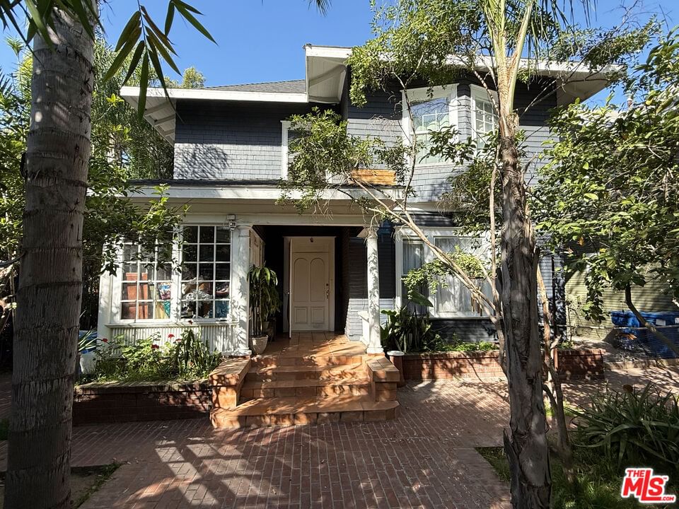 Bonnie Brae photo 1