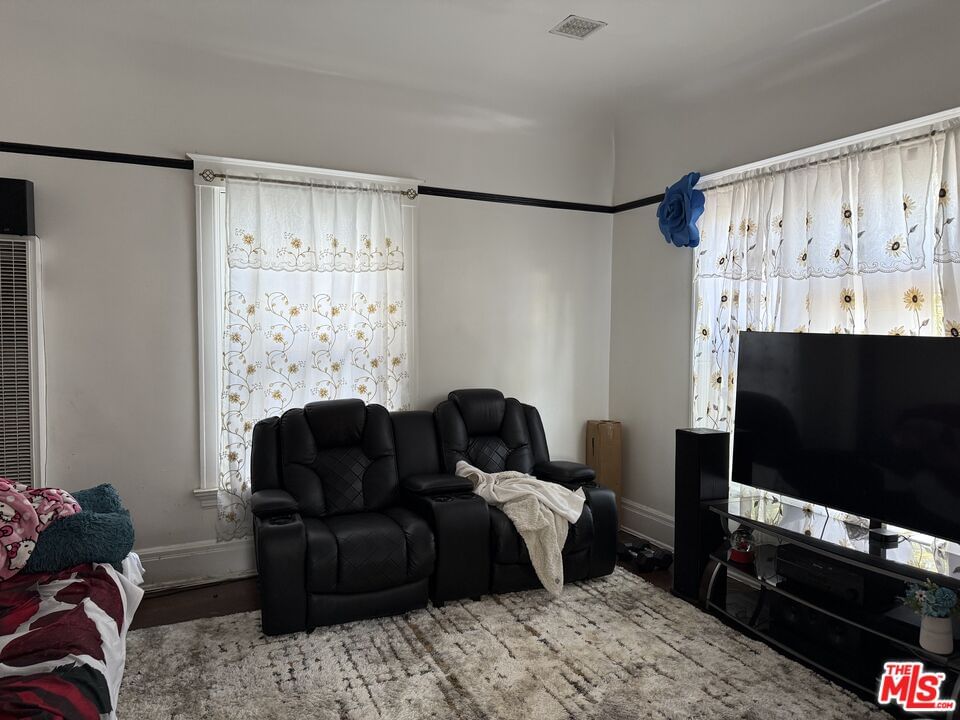Bonnie Brae photo 9