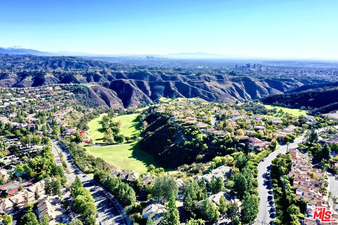 Promontory photo 41