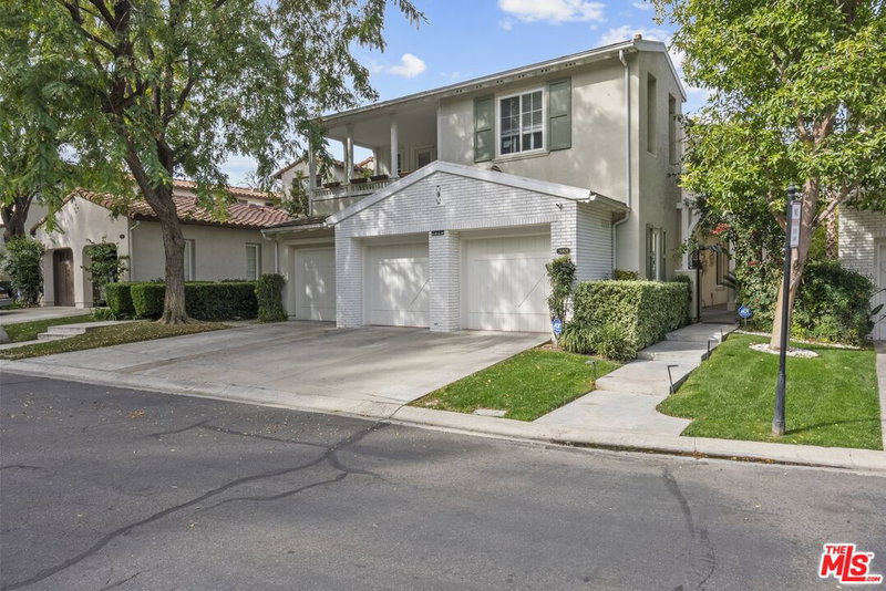 26809 Brookhollow Dr