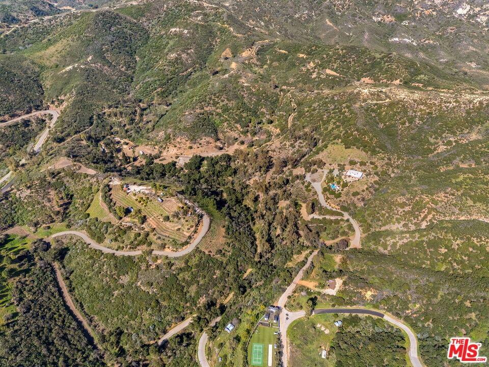 Mcreynolds Road photo 9