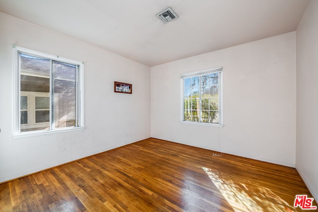 Lomita photo 11