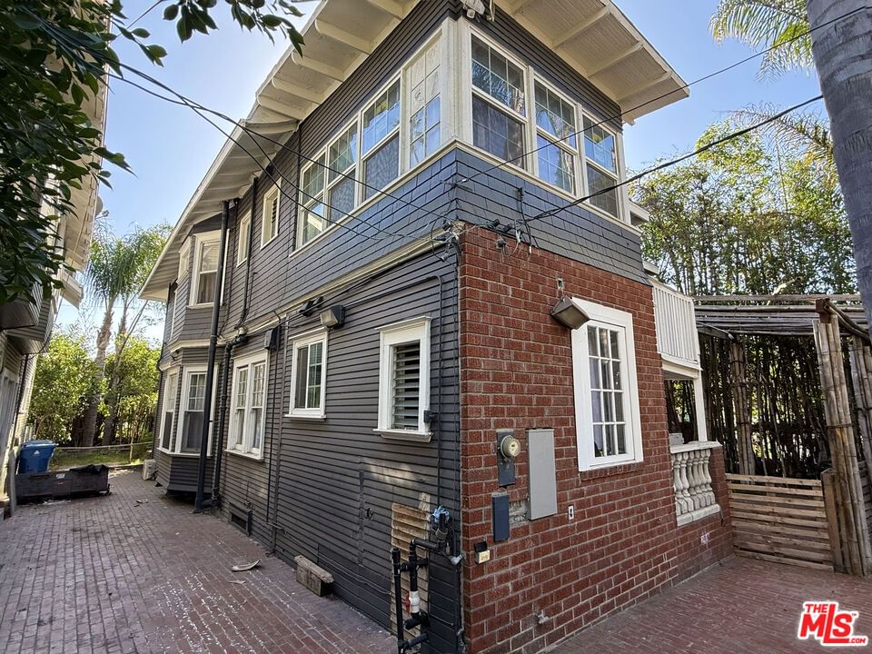 Bonnie Brae photo 9