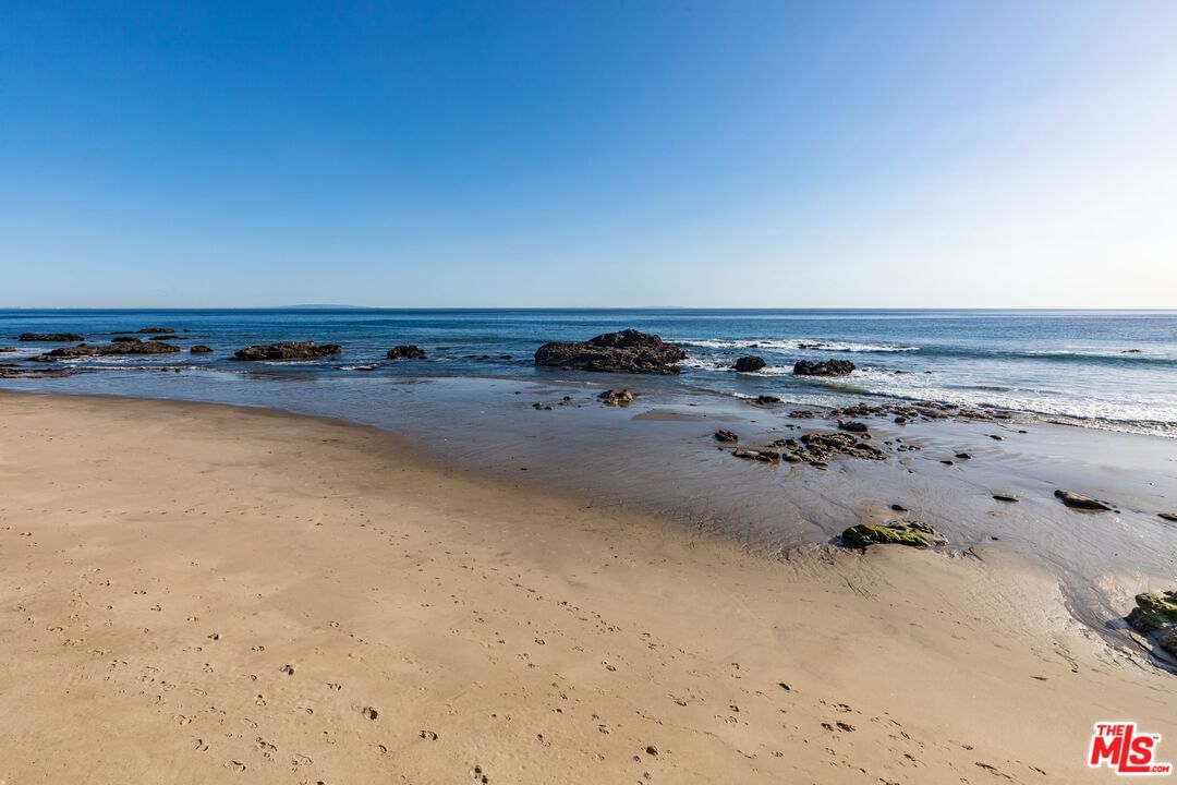 Malibu photo 19