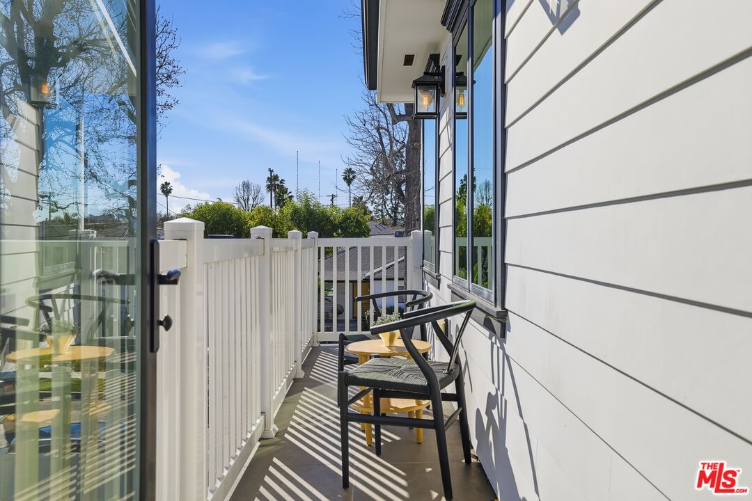 Goodland photo 36