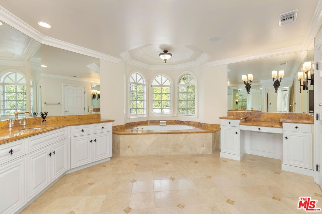 Bel Air photo 24