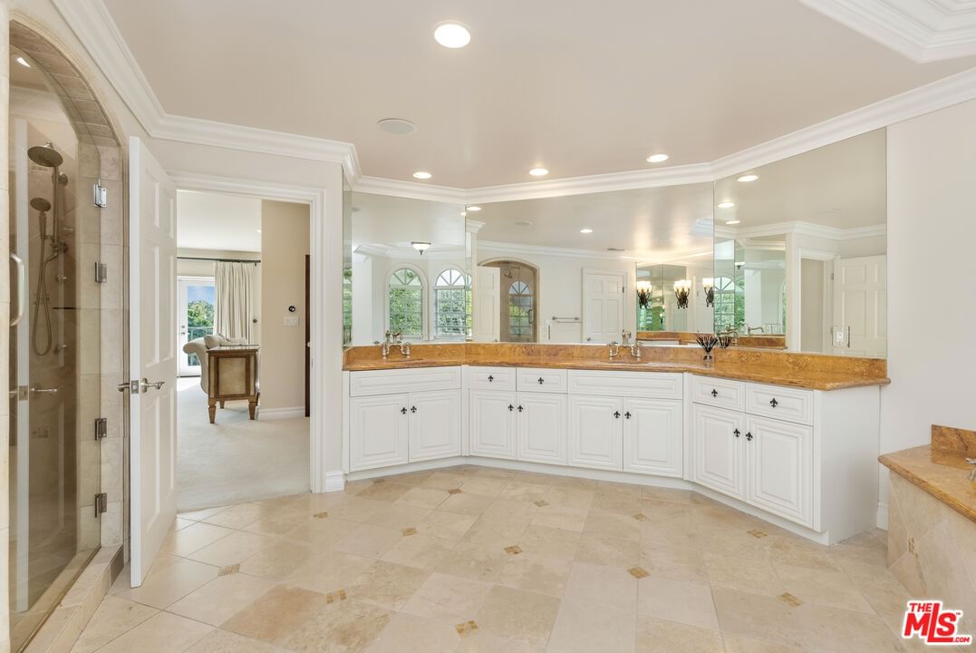 Bel Air photo 25