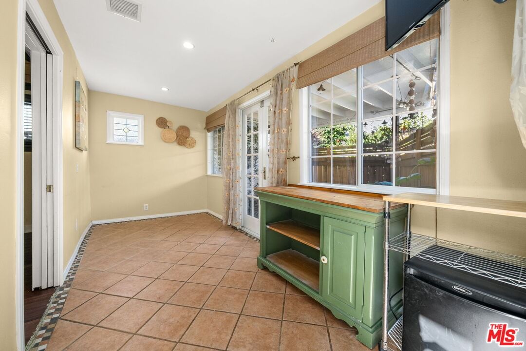 Cerritos photo 27