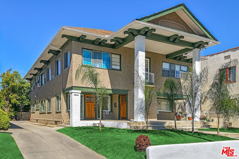 2945 Van Buren Pl