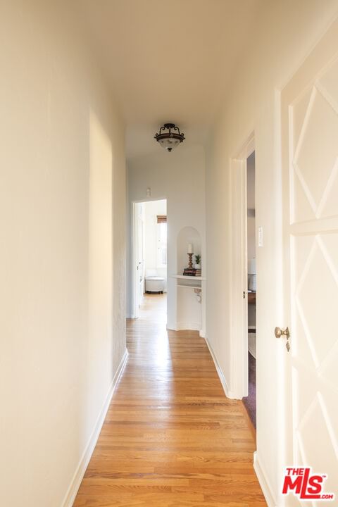 Lindenhurst photo 33