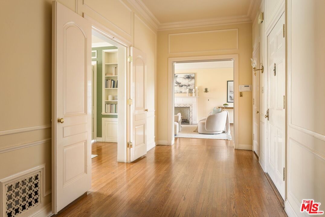 Hudson photo 5