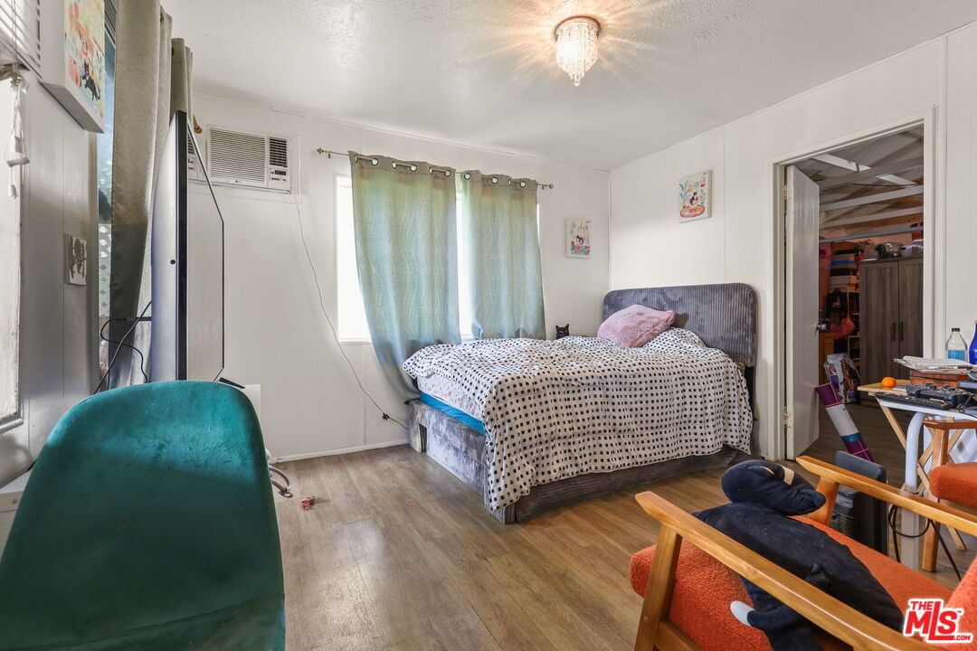 Van Ness photo 12