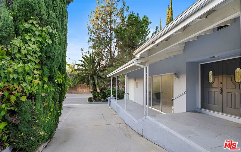 4348 Sepulveda Blvd