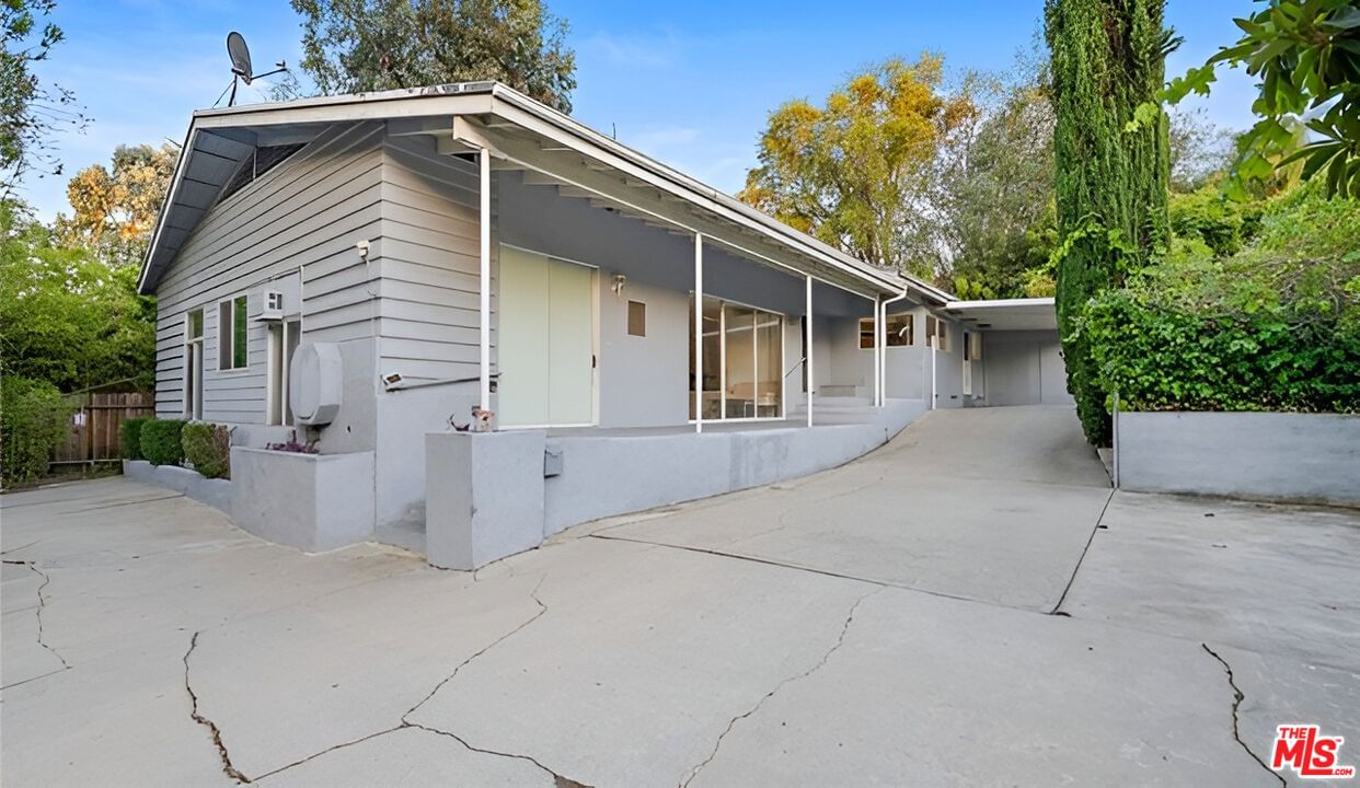 Sepulveda photo 3
