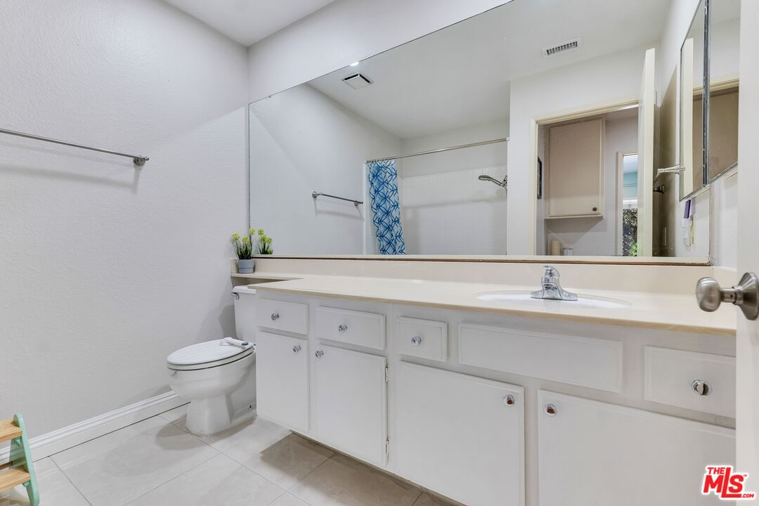 Oak Cliff photo 17