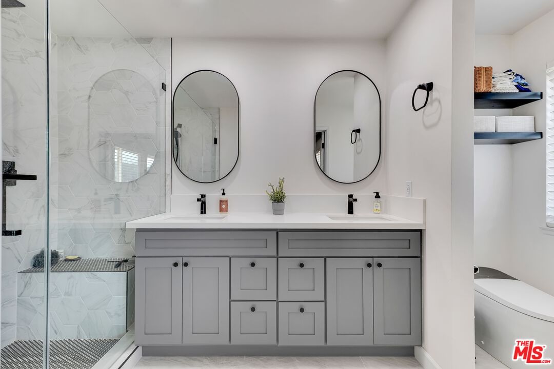 Oak Cliff photo 22
