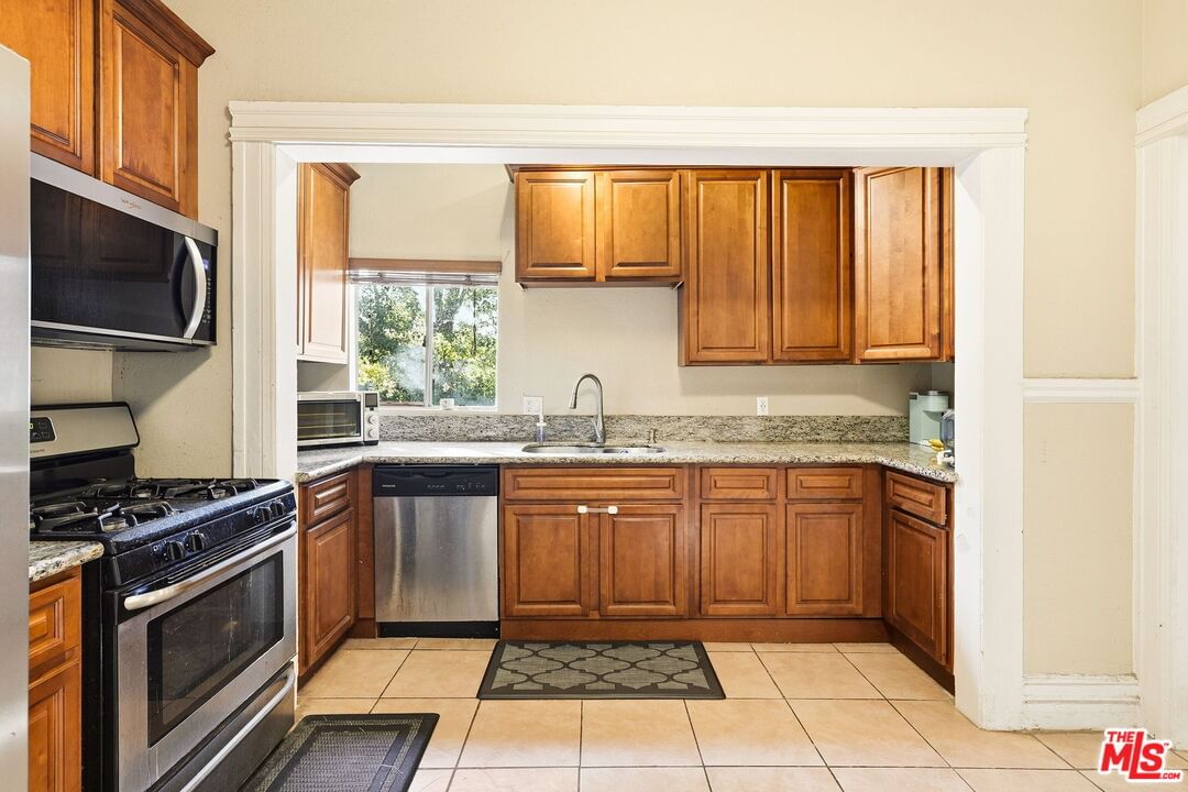 Kenwood photo 10