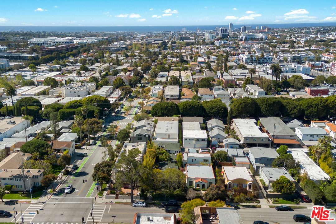 Centinela photo 18