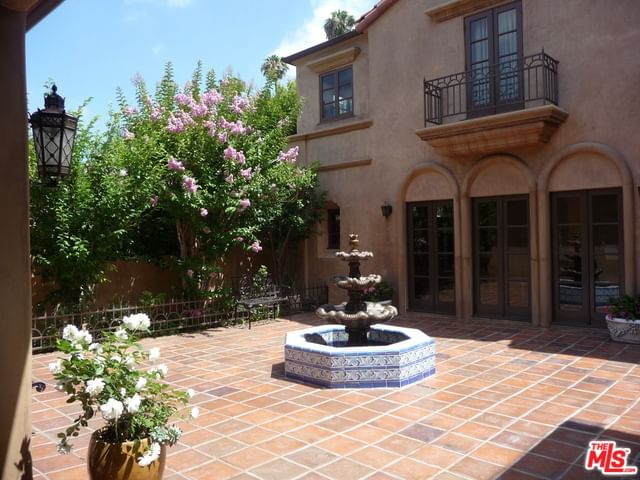 Foothill photo 27