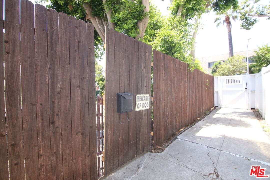 Hayworth photo 46