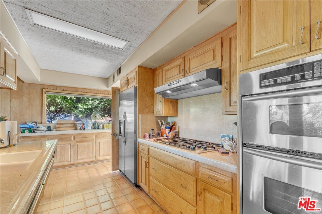 Blairwood photo 18