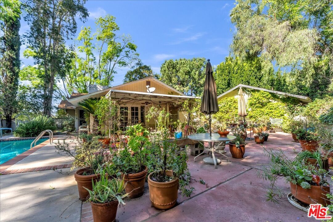 Blairwood photo 33