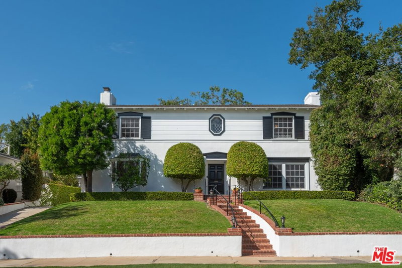 141 Barlock Ave