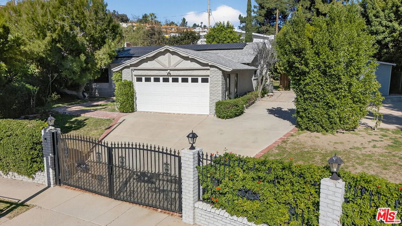 15541 Harvest St