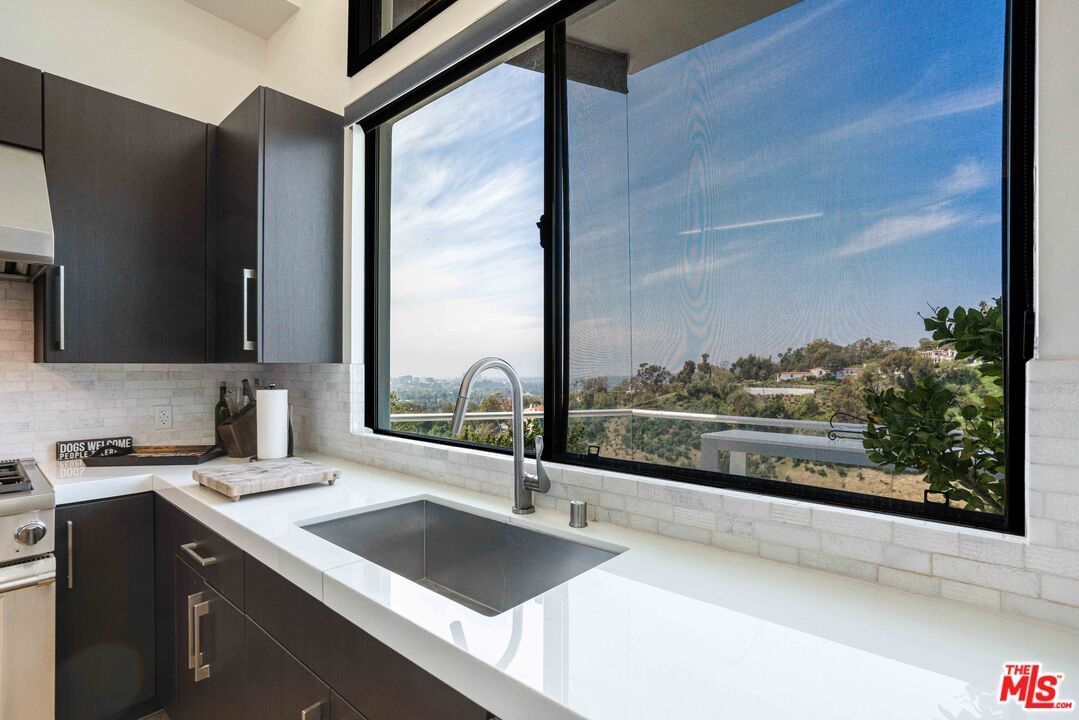 Summitridge photo 12
