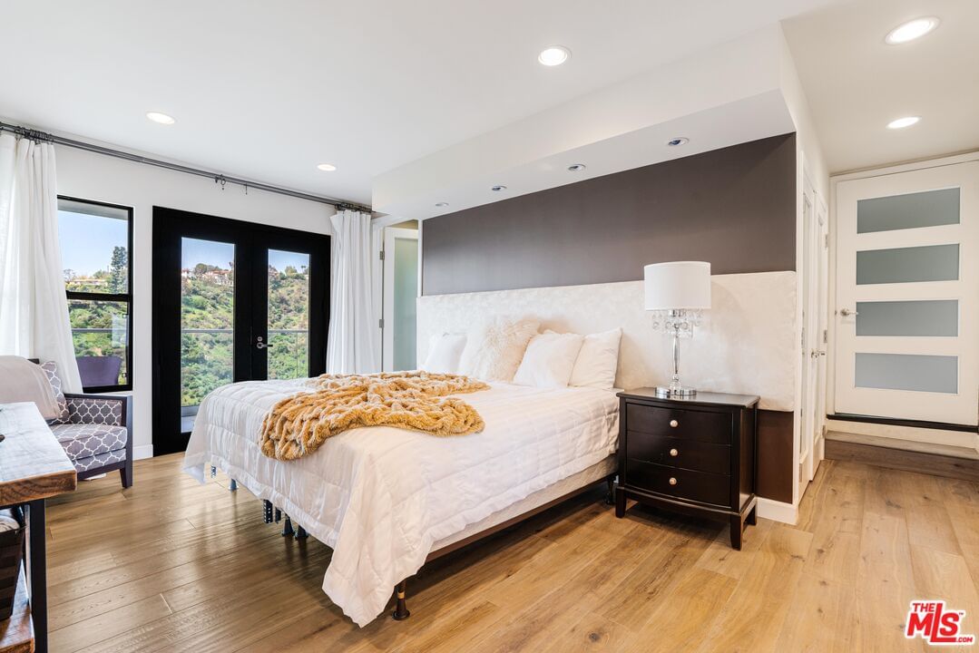 Summitridge photo 16
